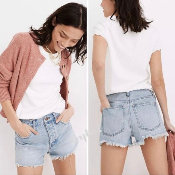 Madewell Relaxed Denim Shorts Women's Size 28 Light Wash Frayed Hem Button Fly - Picture 1 of 9